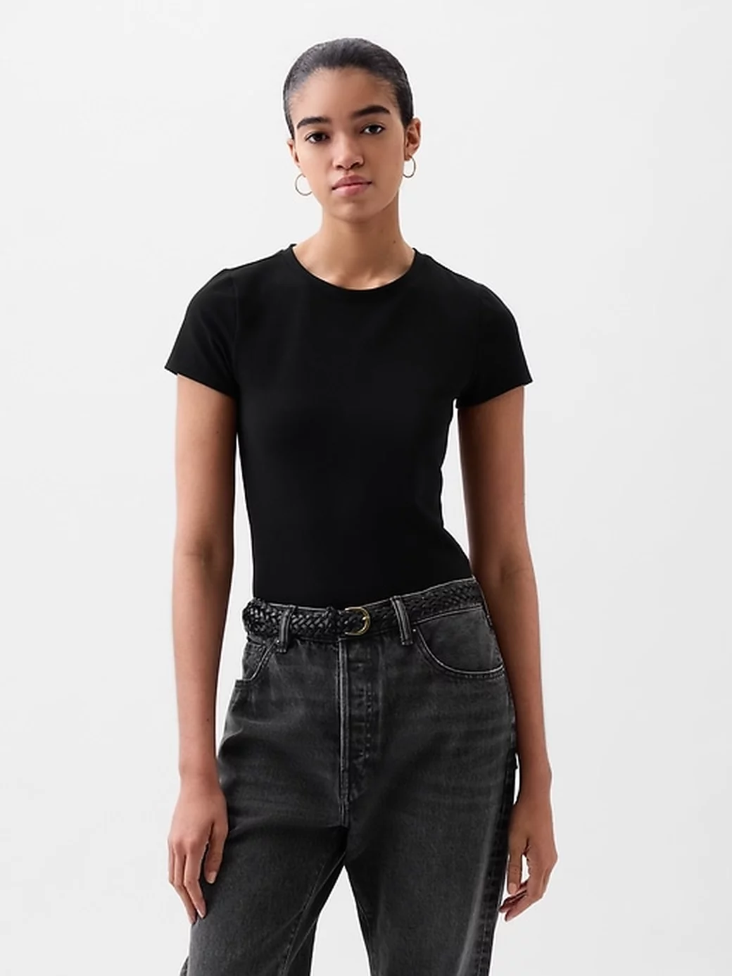 9 Must Have Gap T-Shirts For Every Occasion